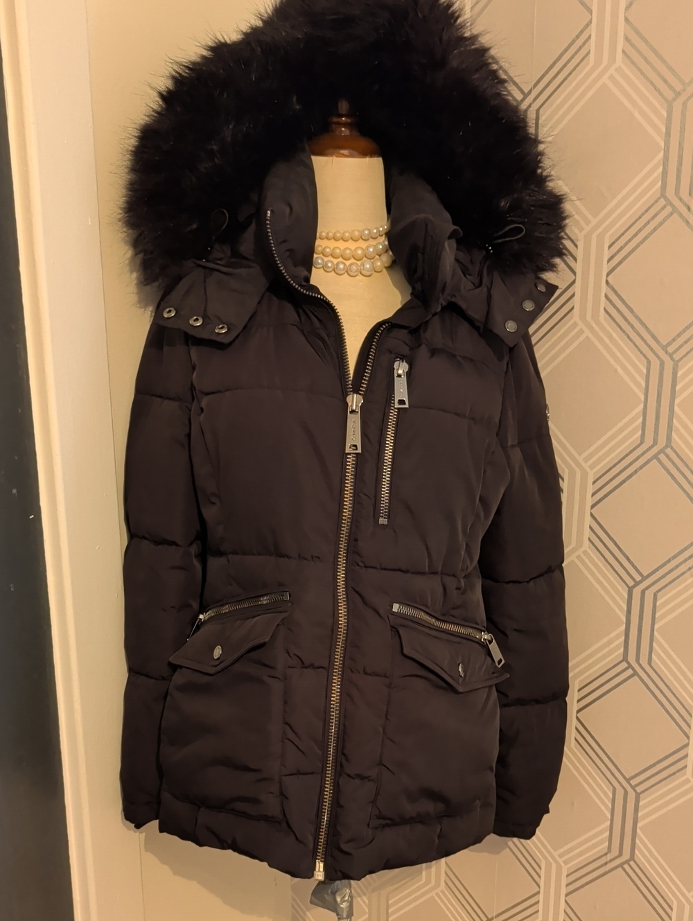 Calvin Klein Black Hooded Faux-Fur Trim Puffer Coat